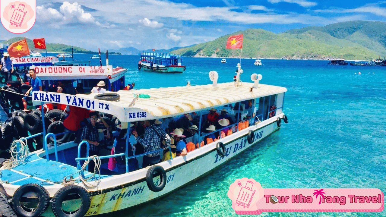 Tour 3 Đảo Nha Trang Giá Rẻ: Trải Nghiệm Nha Trang Cơ Bản 9 Di chuyển Bằng Cano